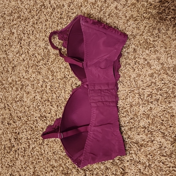 Bra - Picture 2 of 3